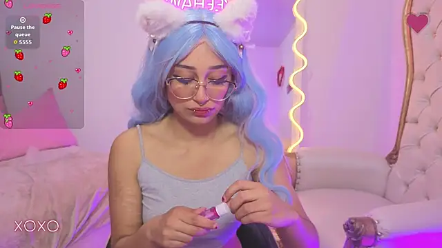 HANNI TAY online show from January 2026 11:36:02 AM