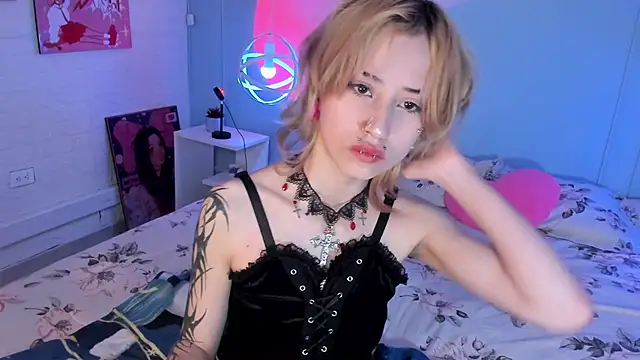 Snapshot of Hannahpage chatting on October 2025 03:02:02 PM Hannahpage online show from October 2025 03:02:02 PM
