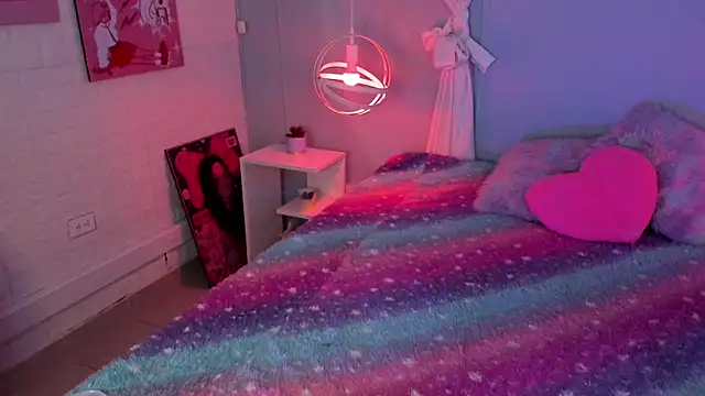 Hannahpage online show from November 2025 11:35:02 AM