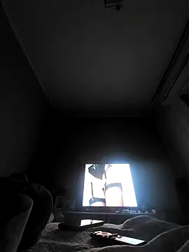NegativeCleat4 online show from April 2026 12:34:01 AM