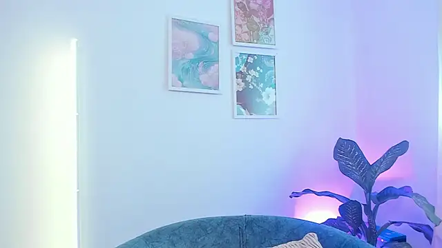 canelleGarces online show from February 2026 06:48:01 PM