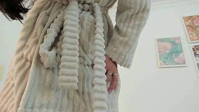 canelleGarces online show from March 2026 04:07:02 PM