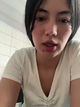 Snapshot of Tamygh_ chatting on December 2025 09:09:02 PM Tamygh online show from December 2025 09:09:02 PM