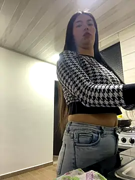 Snapshot of Tamygh_ chatting on November 2025 11:30:01 PM Tamygh online show from November 2025 11:30:01 PM