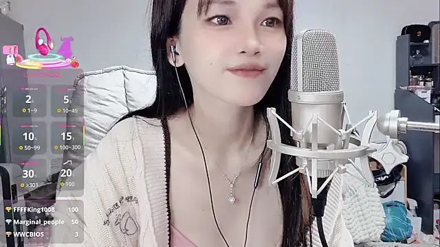 twlilybae online show from March 2026 10:45:01 AM