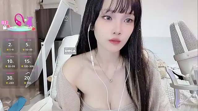 twlilybae online show from November 2025 08:50:01 AM