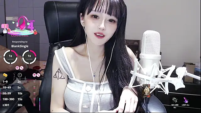 Snapshot of twlilybae chatting on July 2026 07:49:02 AM twlilybae online show from July 2026 07:49:02 AM