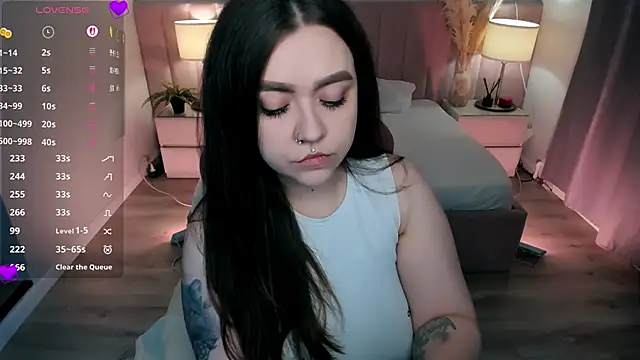 ashton heidii online show from June 2026 11:13:01 PM