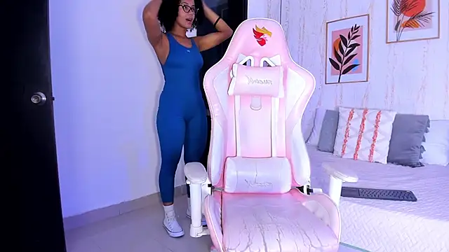 Ayleen Dunkan online show from October 2025 12:36:01 PM