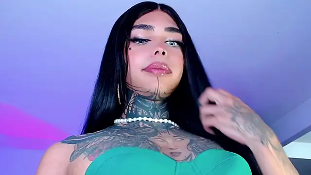 Snapshot of deborahotts chatting on April 2026 04:57:01 AM deborahotts online show from April 2026 04:57:01 AM