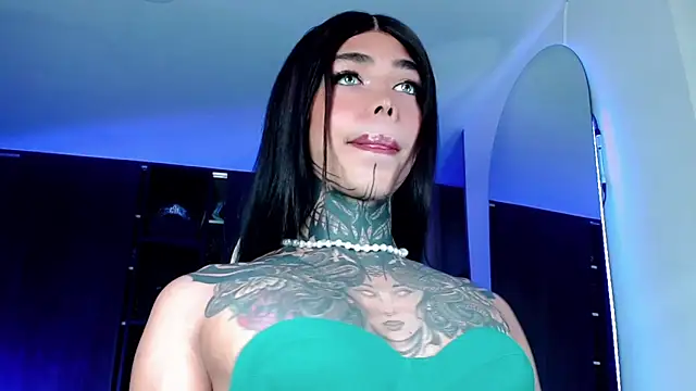 Snapshot of deborahotts chatting on April 2026 02:02:01 PM deborahotts online show from April 2026 02:02:01 PM