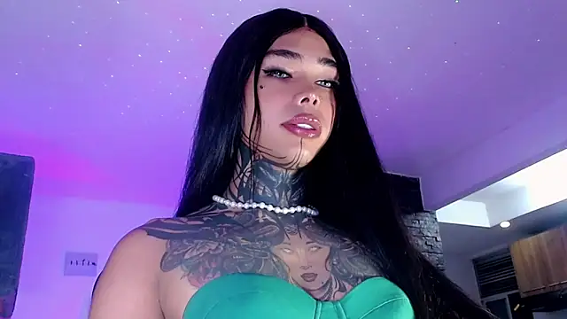 Snapshot of deborahotts chatting on April 2026 08:42:02 AM deborahotts online show from April 2026 08:42:02 AM