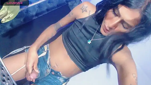 Snapshot of deborahotts chatting on November 2025 07:20:01 AM deborahotts online show from November 2025 07:20:01 AM