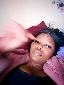 Seductive Yellow Titties online show from September 2025 01:07:02 PM