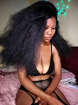 Seductive Yellow Titties online show from February 2026 03:28:01 AM