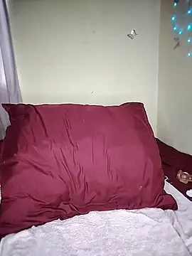 Seductive Yellow Titties online show from March 2026 10:18:02 AM