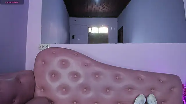 KikaDuque online show from March 2026 07:02:02 PM