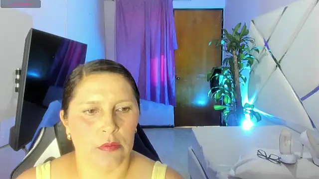 KikaDuque online show from January 2026 07:50:01 PM