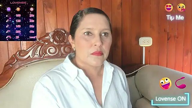 KikaDuque online show from December 2025 07:04:01 PM