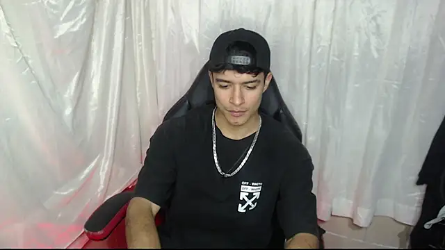 jacobbiker online show from December 2025 05:08:01 AM