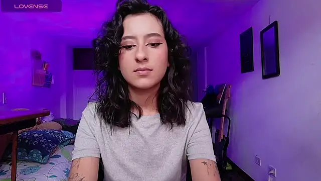 Snapshot of atenea_dragon__ chatting on November 2025 08:42:01 PM atenea dragon online show from November 2025 08:42:01 PM