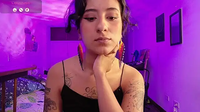 Snapshot of atenea_dragon__ chatting on December 2025 09:59:01 PM atenea dragon online show from December 2025 09:59:01 PM