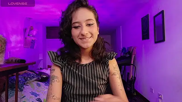 Snapshot of atenea_dragon__ chatting on December 2025 08:52:01 PM atenea dragon online show from December 2025 08:52:01 PM