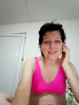 Vera Elle online show from October 2025 03:44:02 PM