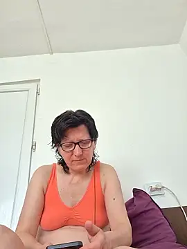 Vera Elle online show from April 2026 06:50:02 AM