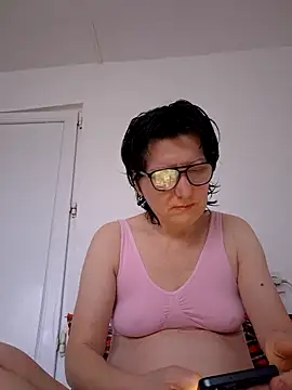 Vera Elle online show from March 2026 05:14:01 AM