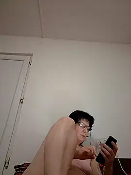 Vera Elle online show from February 2026 03:36:01 PM