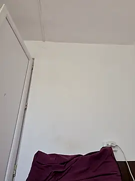 Vera Elle online show from April 2026 05:13:01 AM