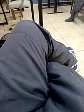 Snapshot of Hugopingonasa2024 chatting on February 2026 09:14:01 PM Hugopingonasa2024 online show from February 2026 09:14:01 PM