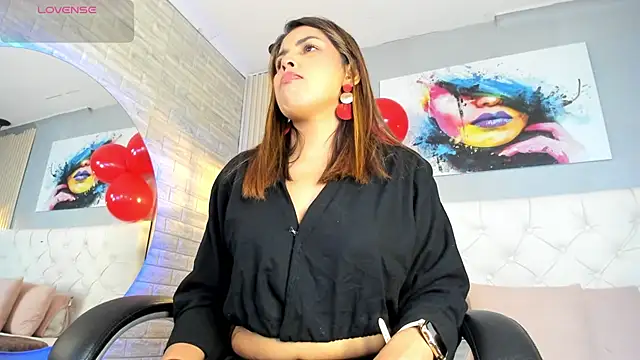 scarletbaker  online show from December 2025 07:15:01 PM