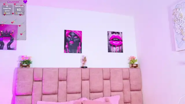 ScarlettLuxe online show from January 2026 08:26:02 PM