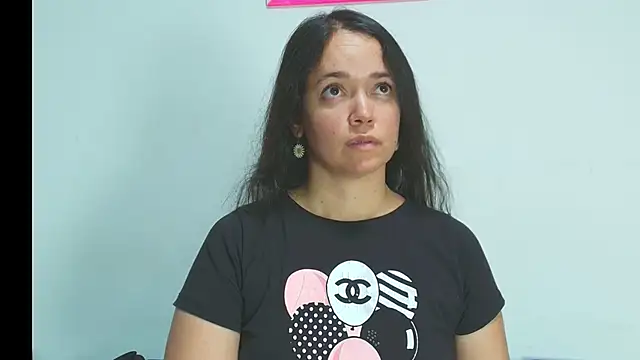 loreen grey online show from April 2026 08:13:01 PM