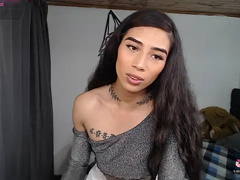 Sweet-Cris online show from May 2026 06:16:01 PM