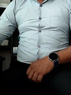 hunk28 6 online show from November 2025 06:45:02 AM