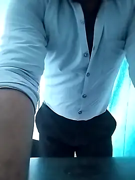 hunk28 6 online show from November 2025 08:40:01 AM