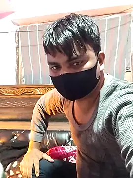 hunk28 6 online show from December 2025 04:34:02 PM
