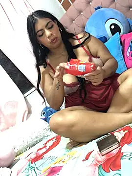 Rachellcooperrr online show from January 2026 02:15:02 AM