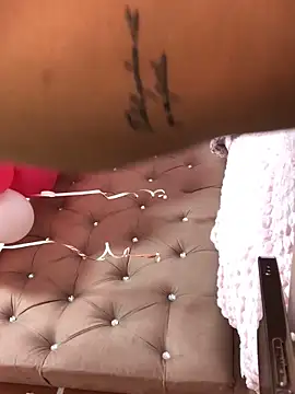 Rachellcooperrr online show from February 2026 07:44:02 PM