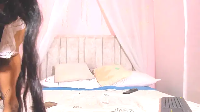 Rachellcooperrr online show from October 2025 10:14:02 AM