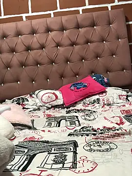 Rachellcooperrr online show from May 2026 01:11:01 AM