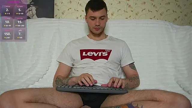 johnstoneisland online show from May 2026 07:19:01 PM