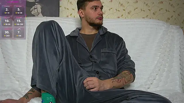 Snapshot of johnstoneisland chatting on January 2026 09:35:01 AM johnstoneisland online show from January 2026 09:35:01 AM