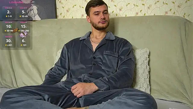 johnstoneisland online show from September 2025 07:58:02 AM