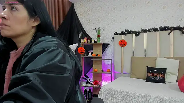 BLUE TAY1 online show from October 2025 12:36:01 PM