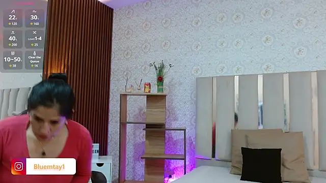 BLUE TAY1 online show from November 2025 12:09:01 PM