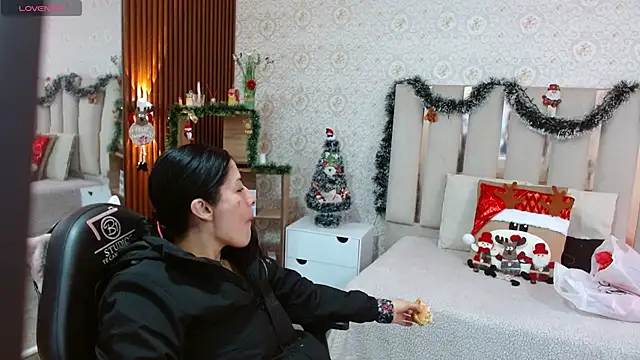 BLUE TAY1 online show from November 2025 11:32:02 AM